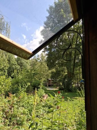 D6E572AB-4432-479F-B0CA-B09990684AC1-min